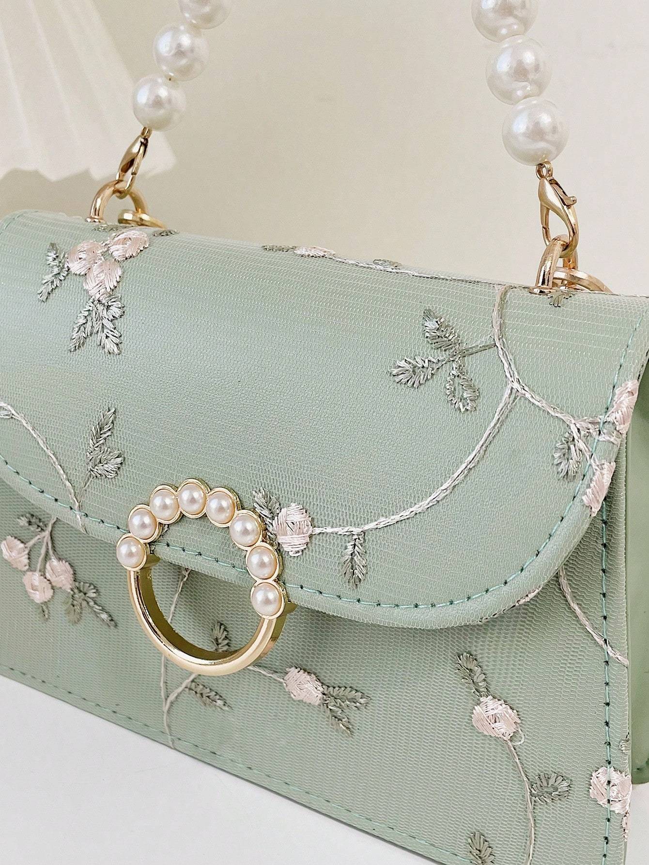 Simple And Fashionable Pearl Hand-Held Small Square Bag For Women, New Lace Chain Shoulder And Crossbody Small Square Bag