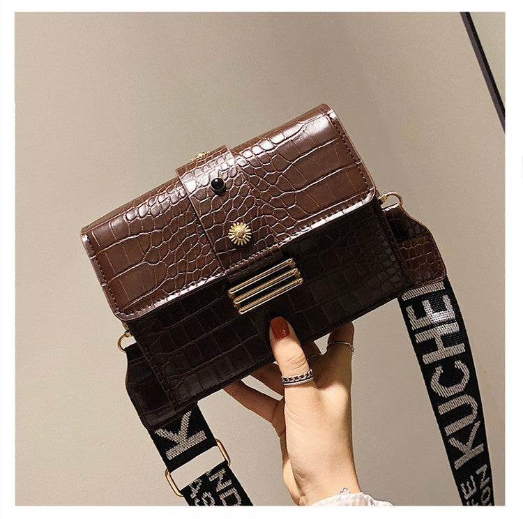 Stylish retro shoulder diagonal bag