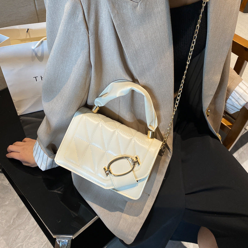 Fashion Portable Small Square Bag With Chain Shoulder