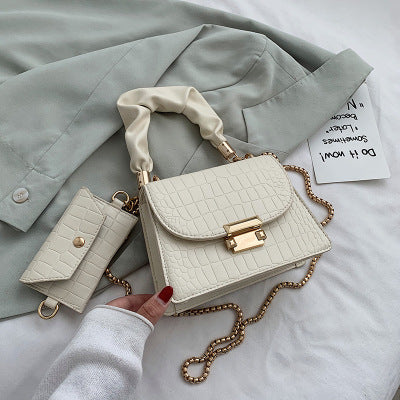 All-match chain shoulder bag