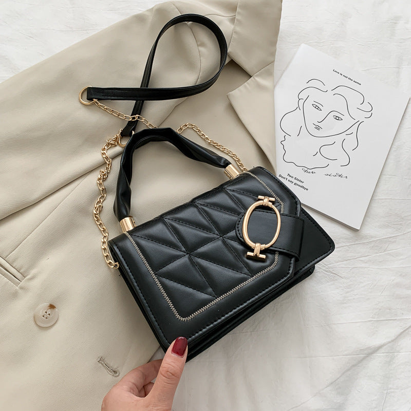 Fashion Portable Small Square Bag With Chain Shoulder