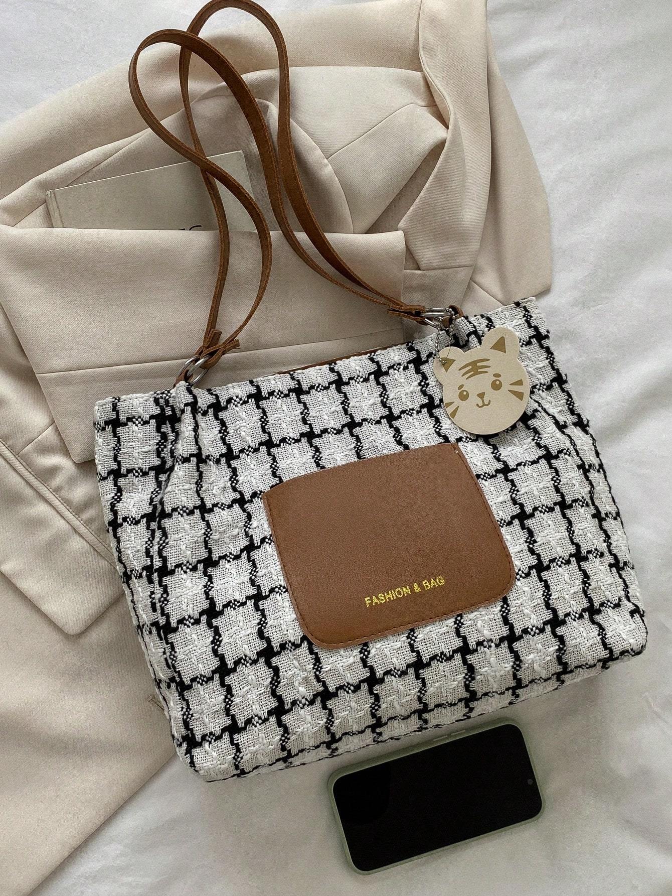 Plaid Shoulder Bag For Women, Large Capacity, Fashionable Commuting Plaid Casual Tote Bag With Pendant