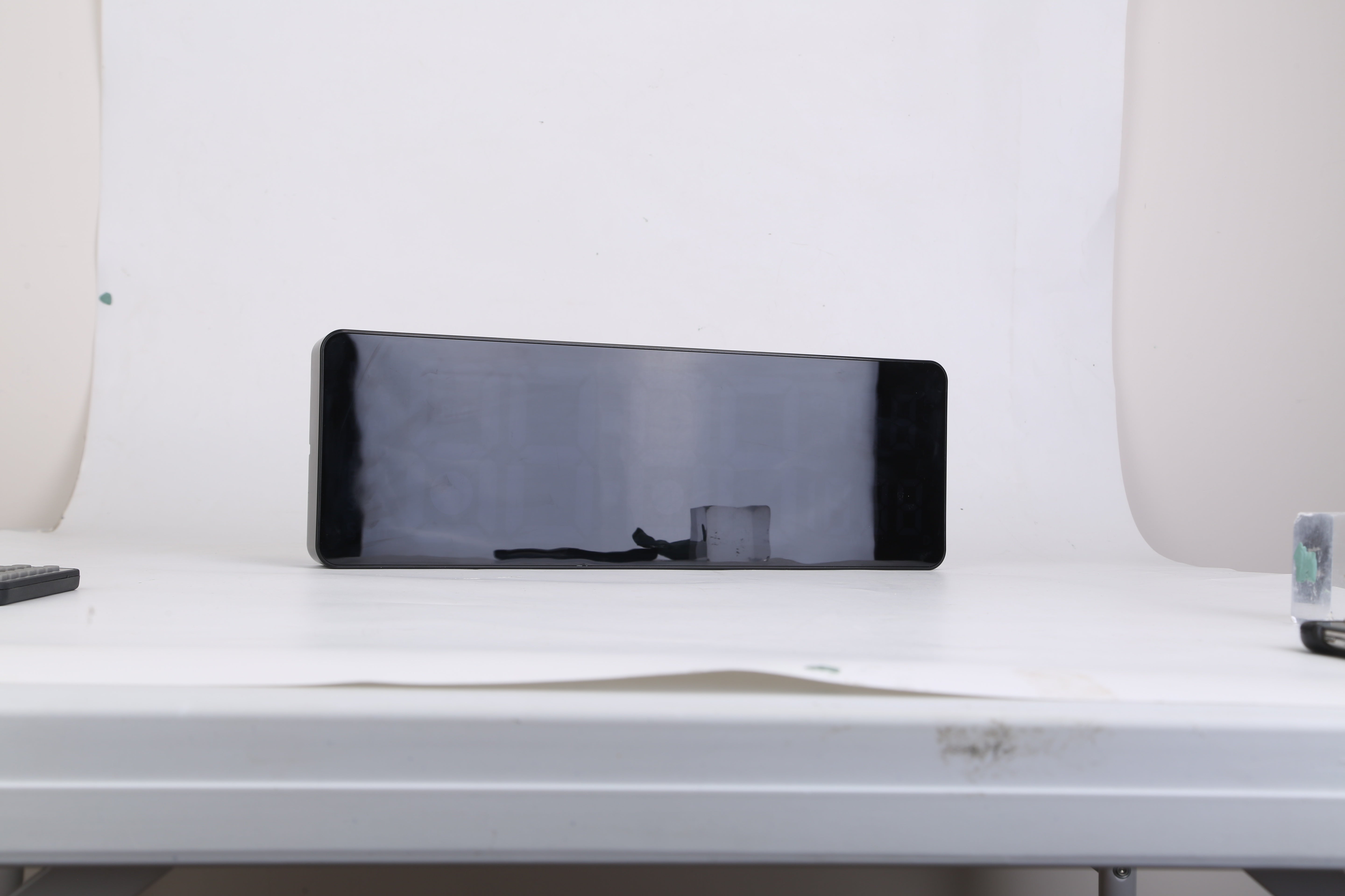 15.7in LED Digital Wall Clock With Remote Control 10 Level Brightness 3 Alarm Settings 12-24Hr Format Timing Countdown Temperature Calendar Display Decorative Clock For Office Home