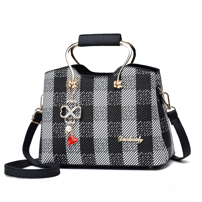 Fashion Small Handbag Spring And Summer Popular Western Style Portable