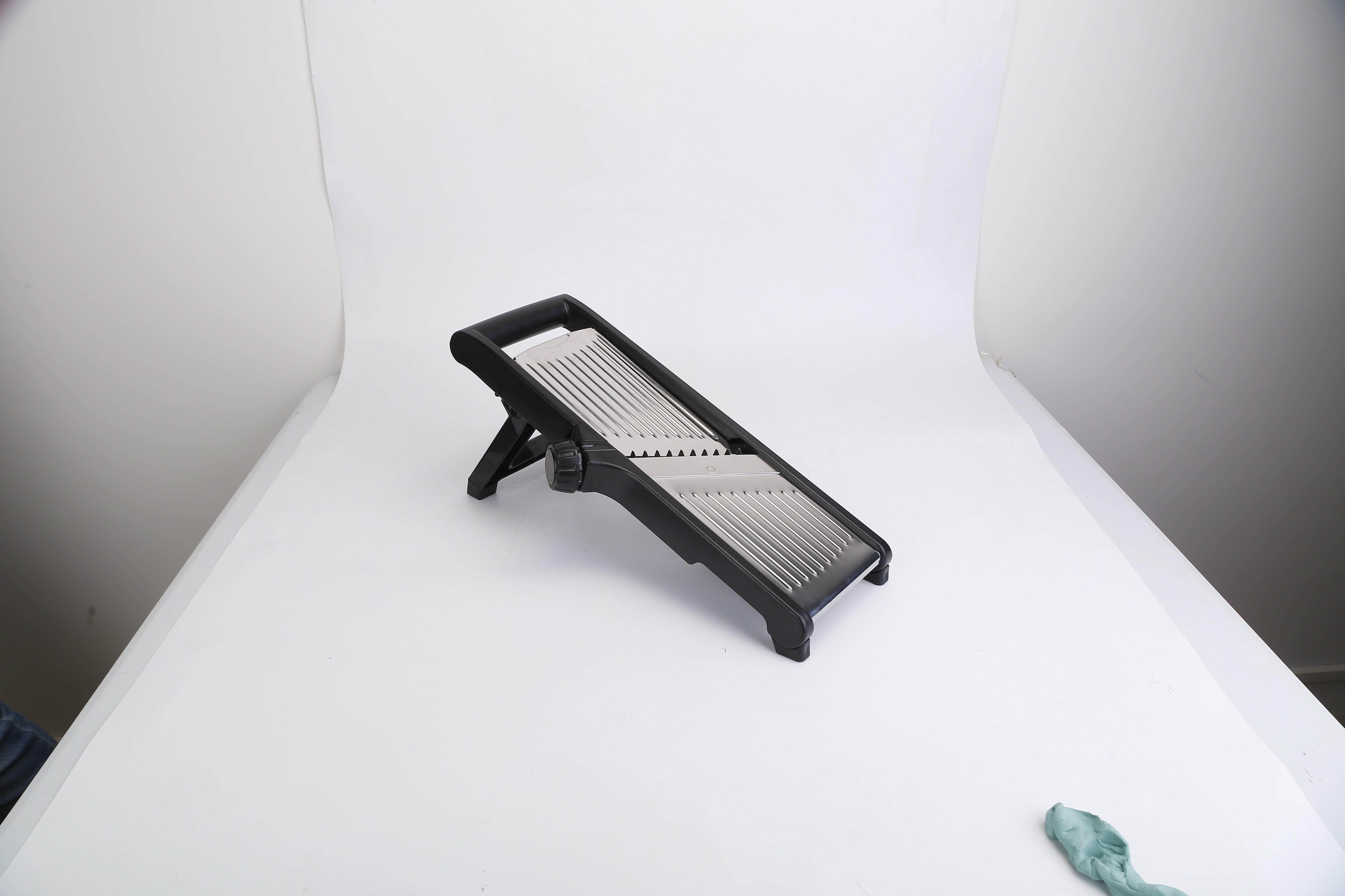 1Pc Mandoline Food Slicer Stainless Steel Food Cutter Vegetable Fruit Chopper Grater Peeler Kitchen Julienne Slicer With 5 Adjustable Blades Food Holder