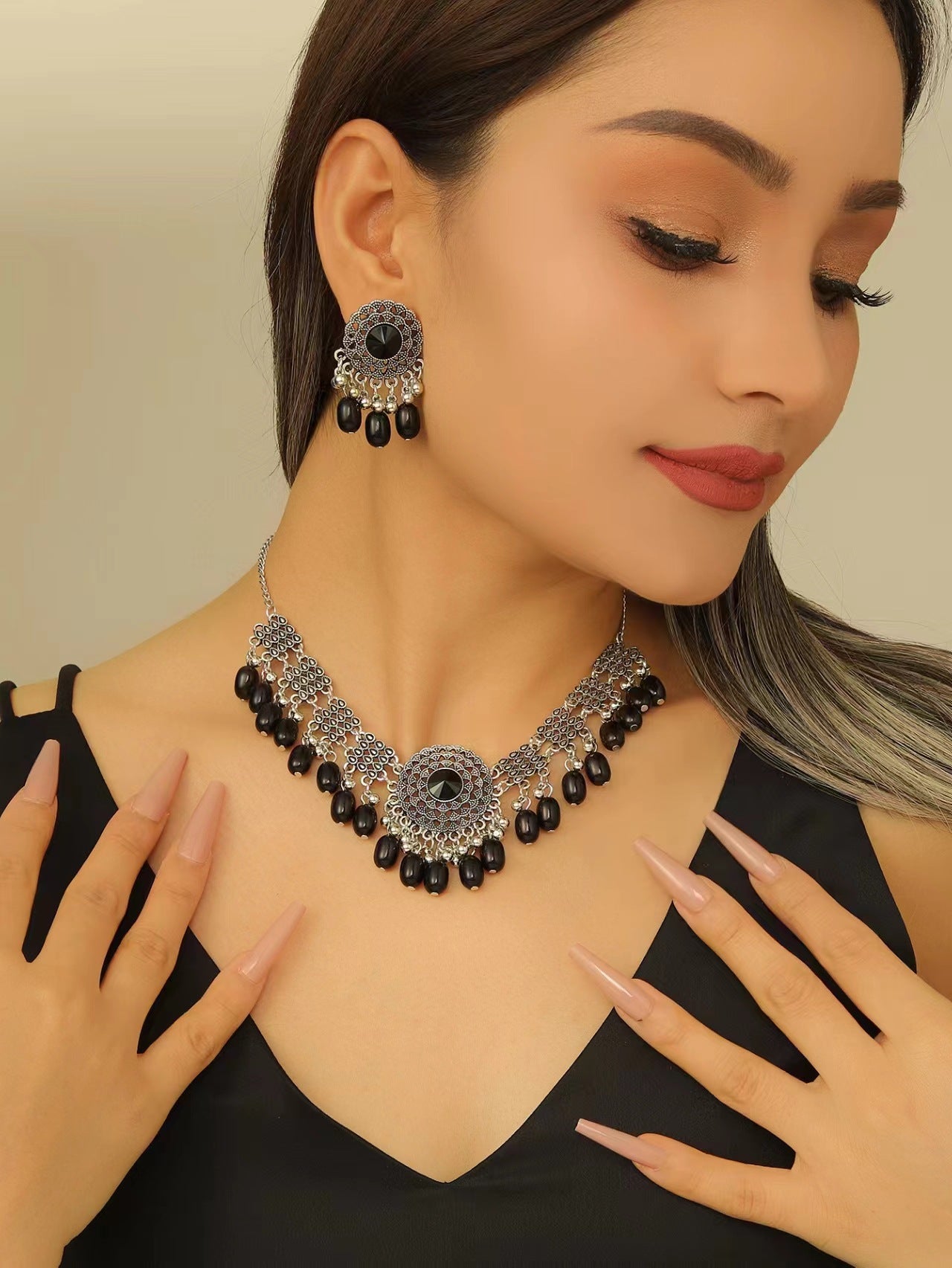 Retro Indian Style Necklace And Earrings Suite