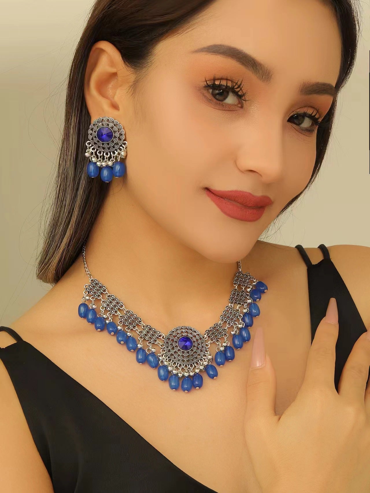 Retro Indian Style Necklace And Earrings Suite