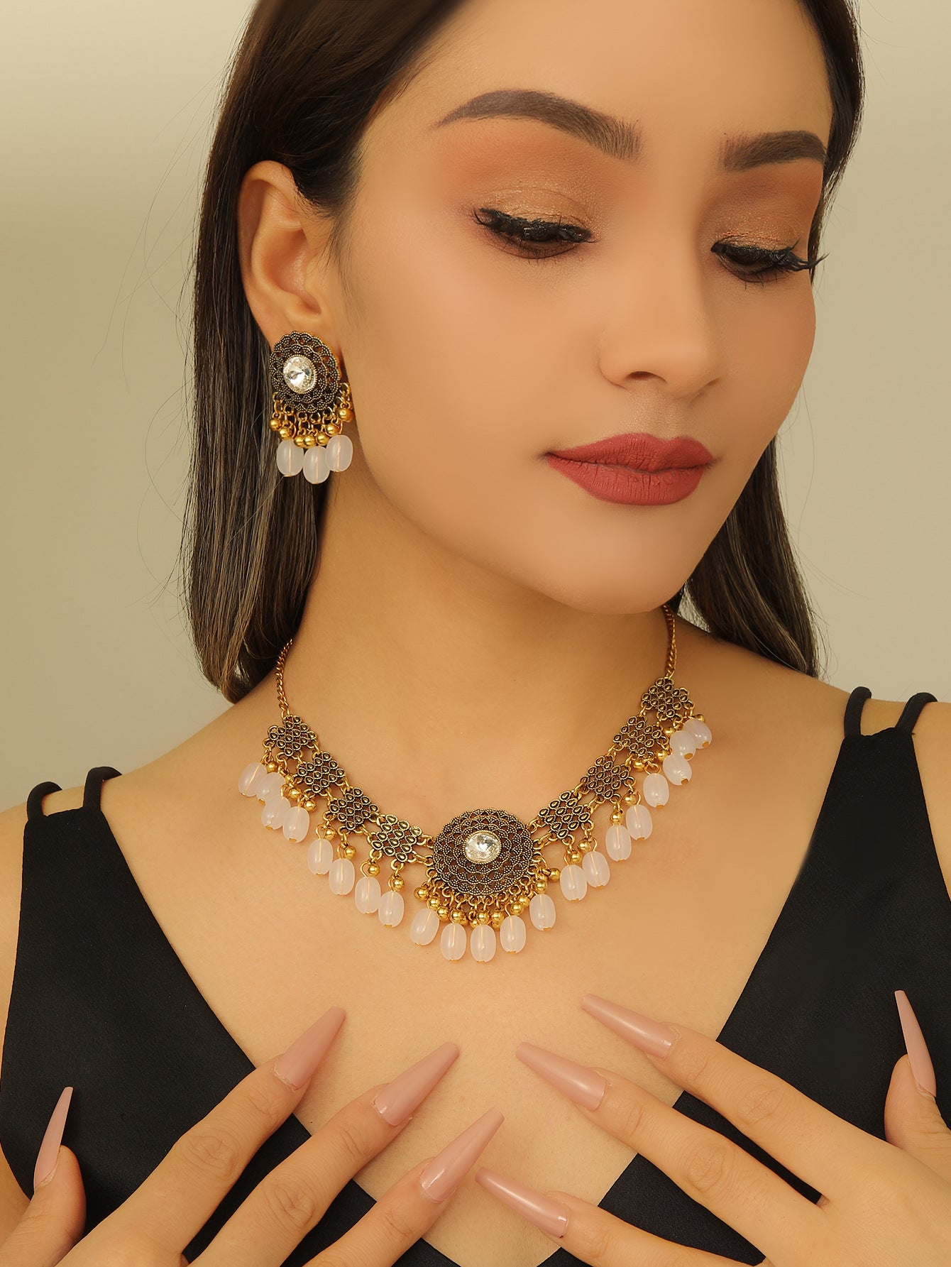 Retro Indian Style Necklace And Earrings Suite