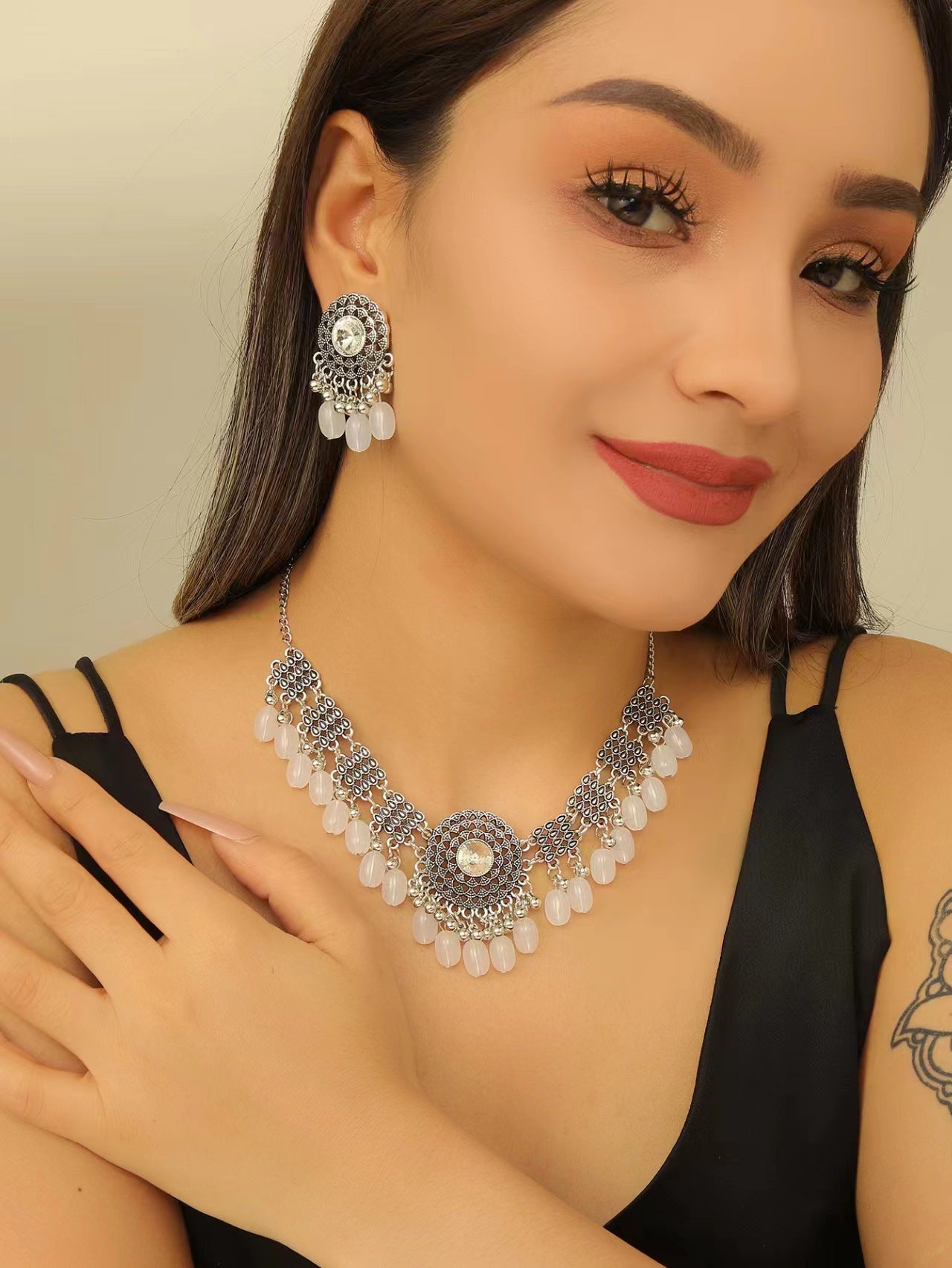 Retro Indian Style Necklace And Earrings Suite