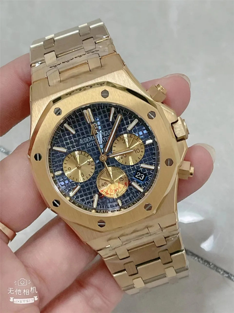 Men's 904L Stainless Steel Quartz Watch in 42mm watchcase Inspired By Audemarses Piguetes Heritage of Precision