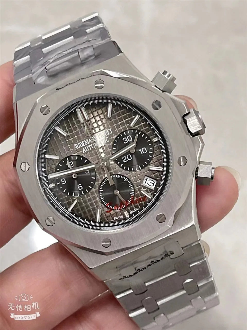 Men's 904L Stainless Steel Quartz Watch in 42mm watchcase Inspired By Audemarses Piguetes Heritage of Precision