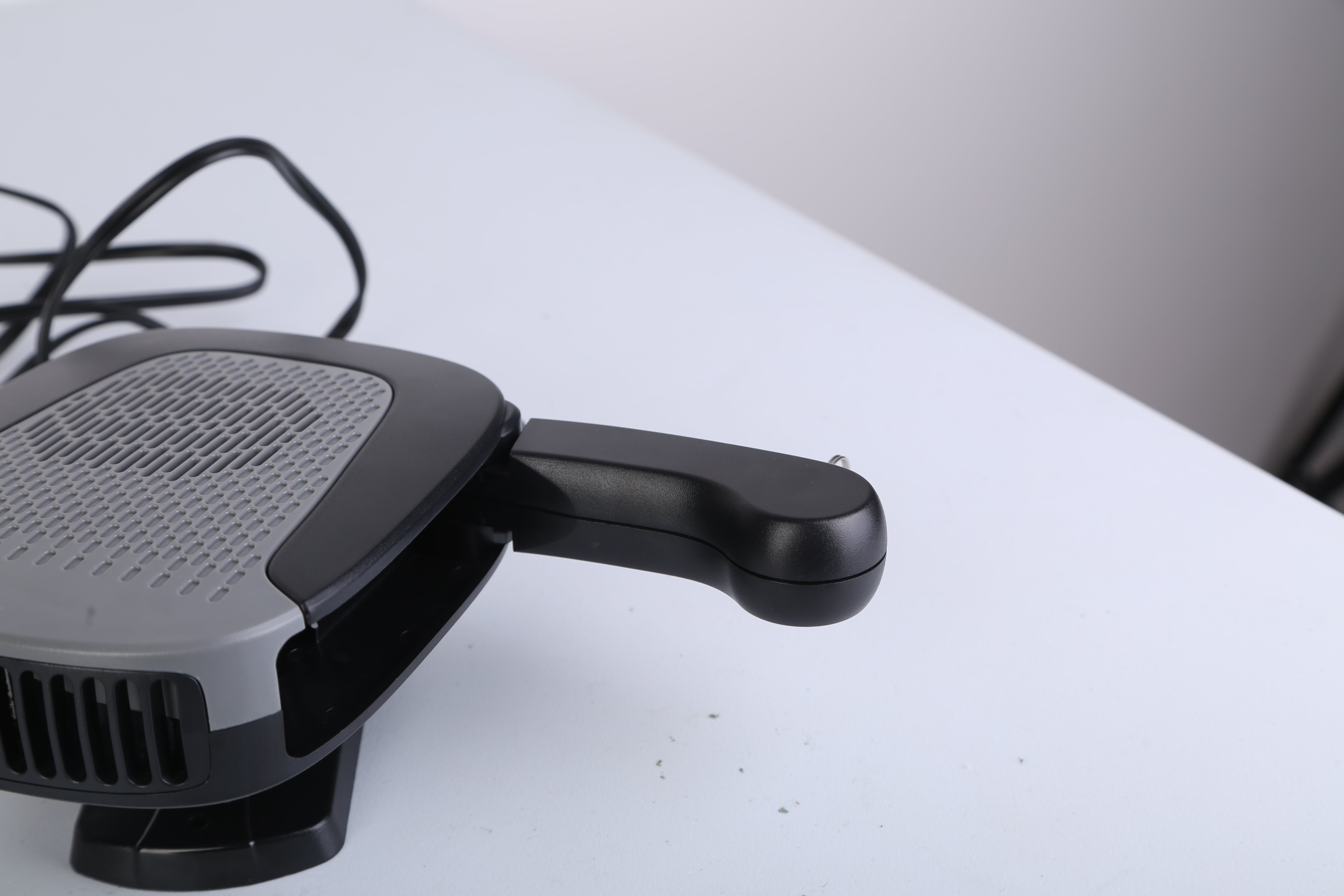 12V 150W Portable Car Auto Heater Heating Fan 2 In 1 Defroster Demister Windshield Heater Automotive Cooling Fan