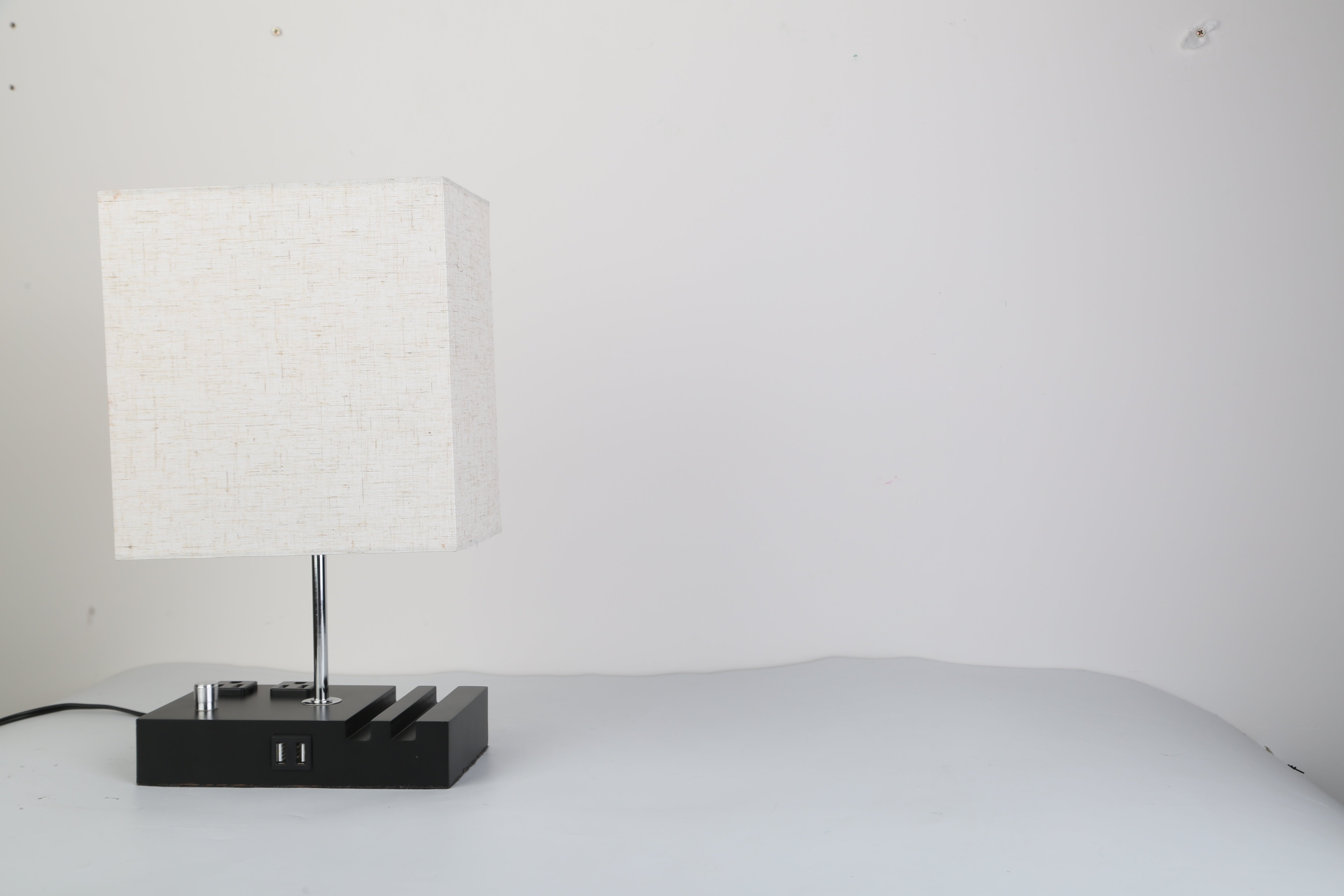 1Pc Fully Dimmable Table Lamp For Bedroom Living Room Bedside Lamp For Nightstand Dual USB Ports 2 Power Outlets LED Bulb Included