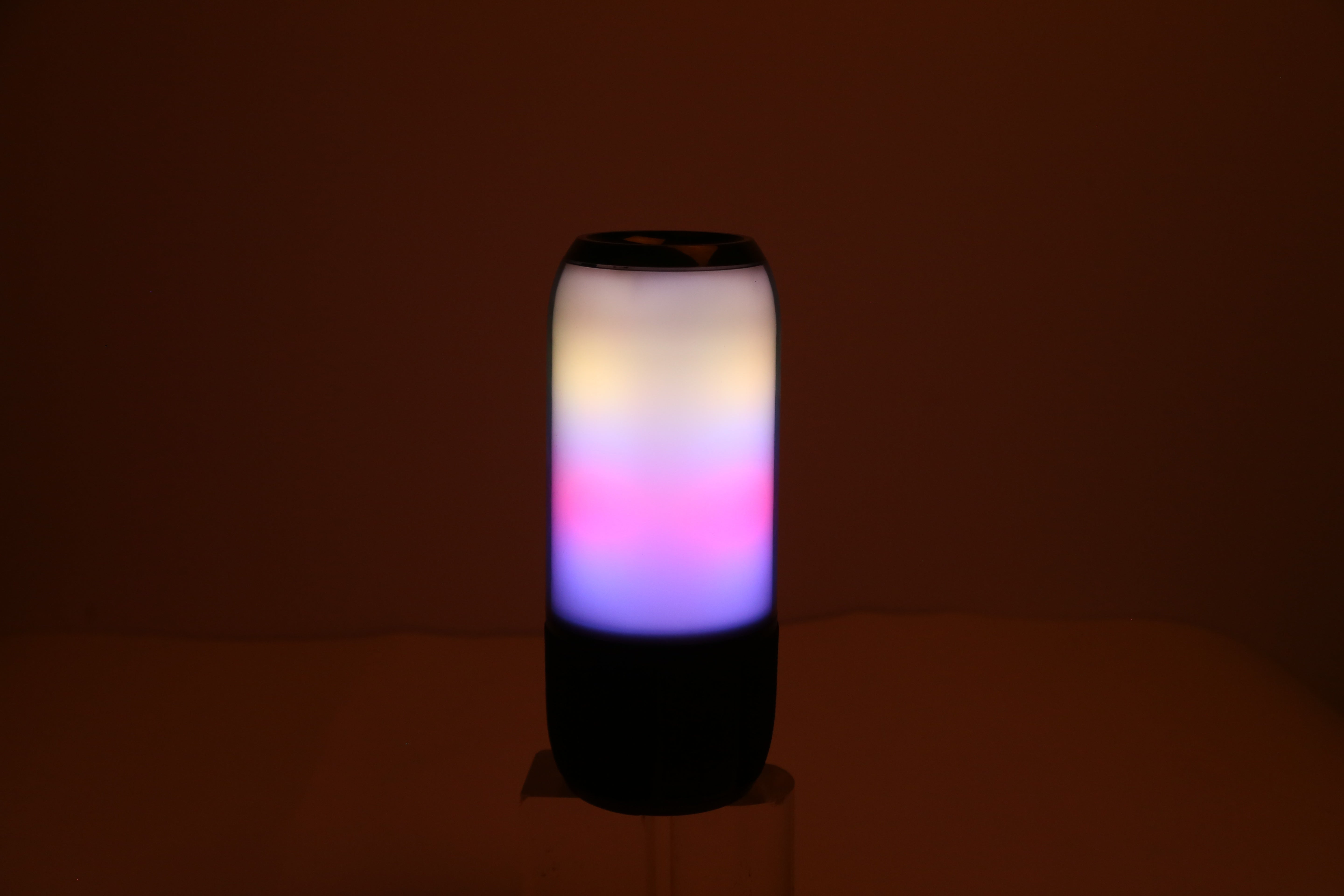 1Pc Wireless Portable Speaker Loud Stereo Speaker With 6 Color Changing Lights Radio Party TWS Speaker For Home Outdoor Travelling